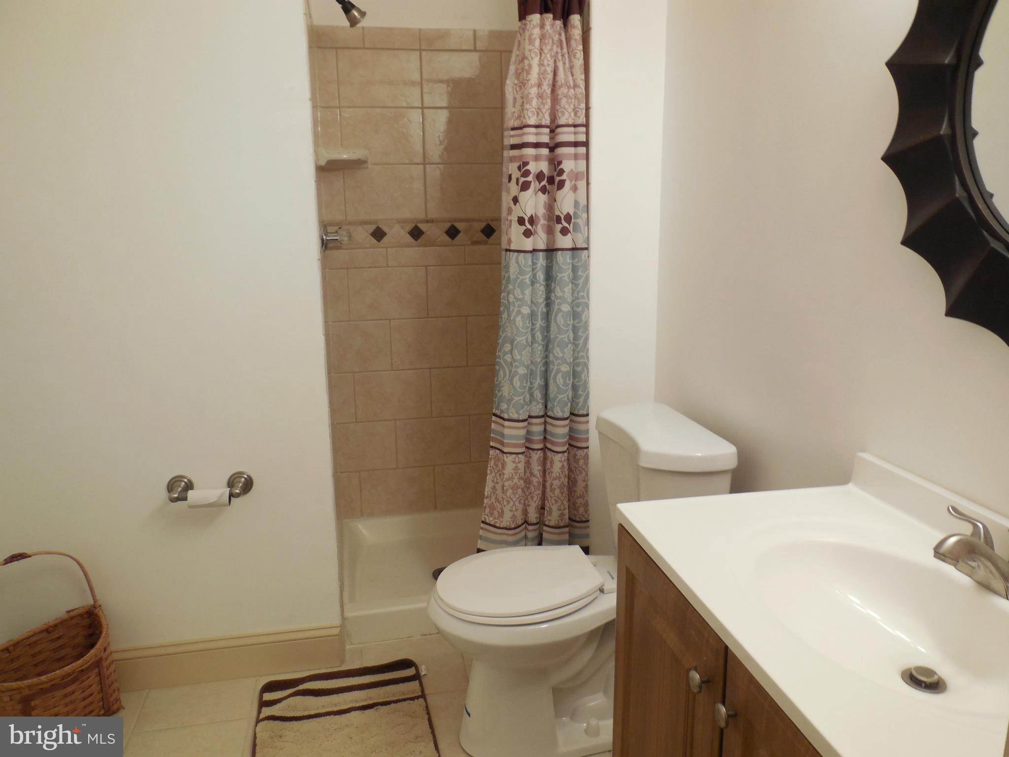 PINECREST - Residential