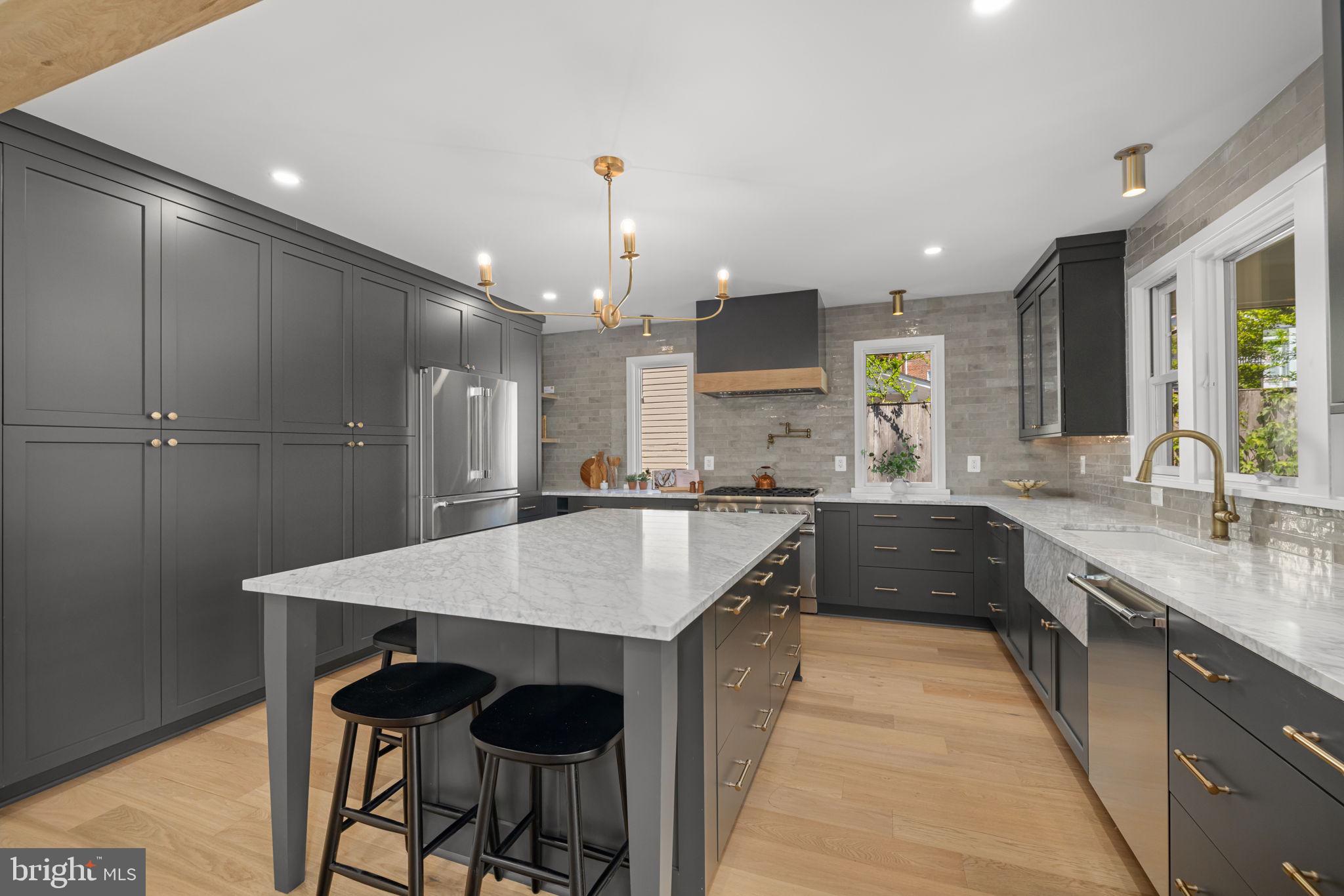 DEL RAY - Residential