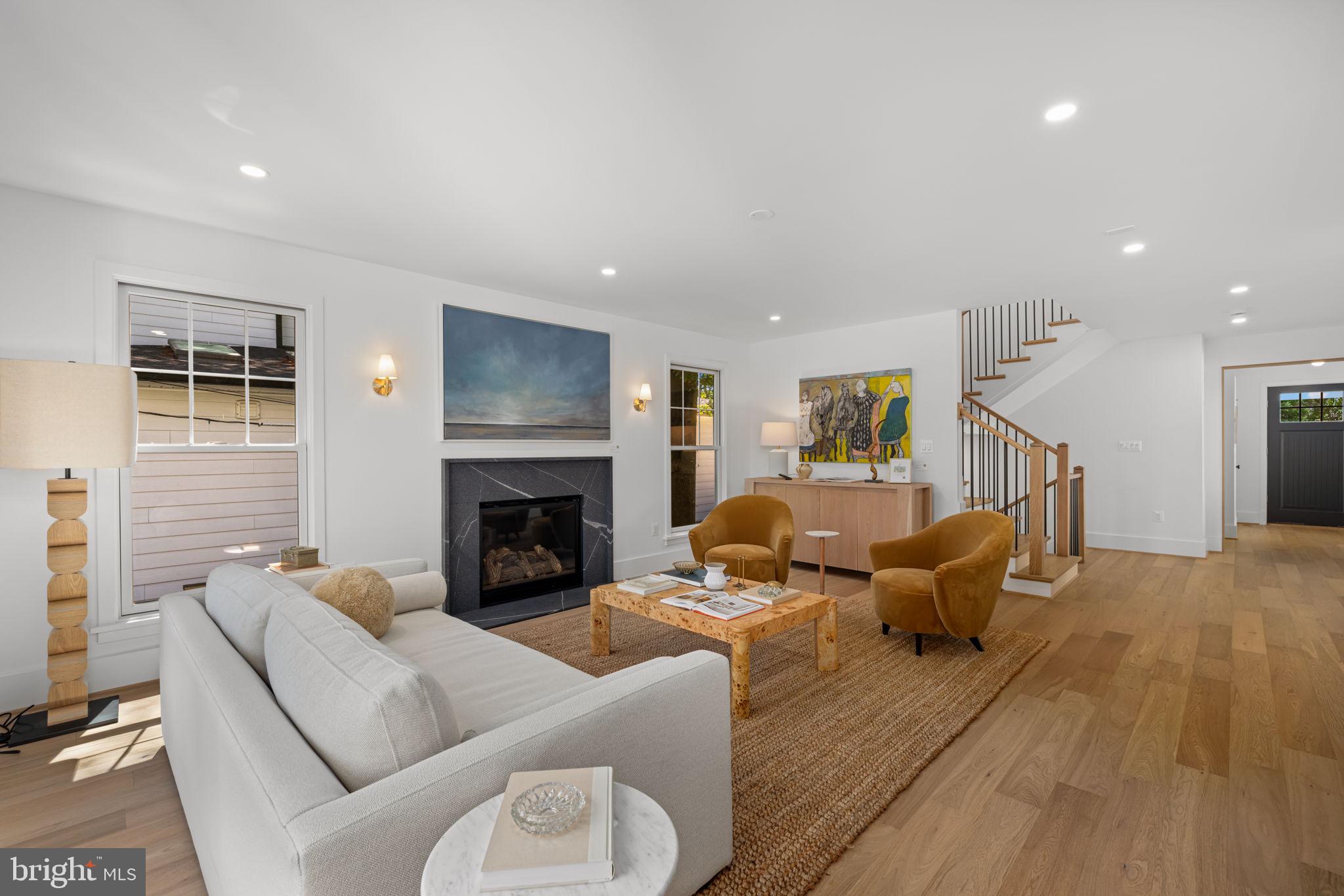 DEL RAY - Residential