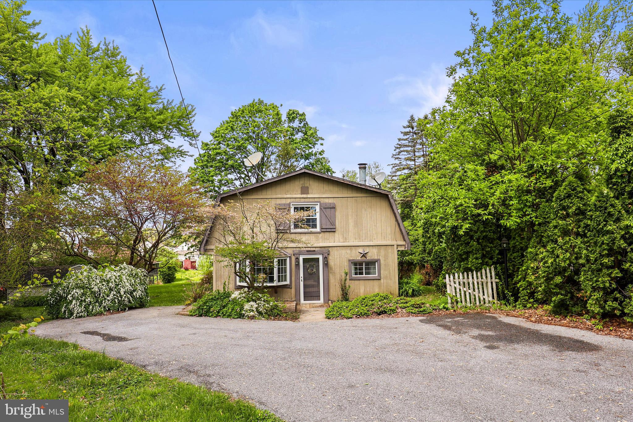 2963 SPRING VALLEY ROAD