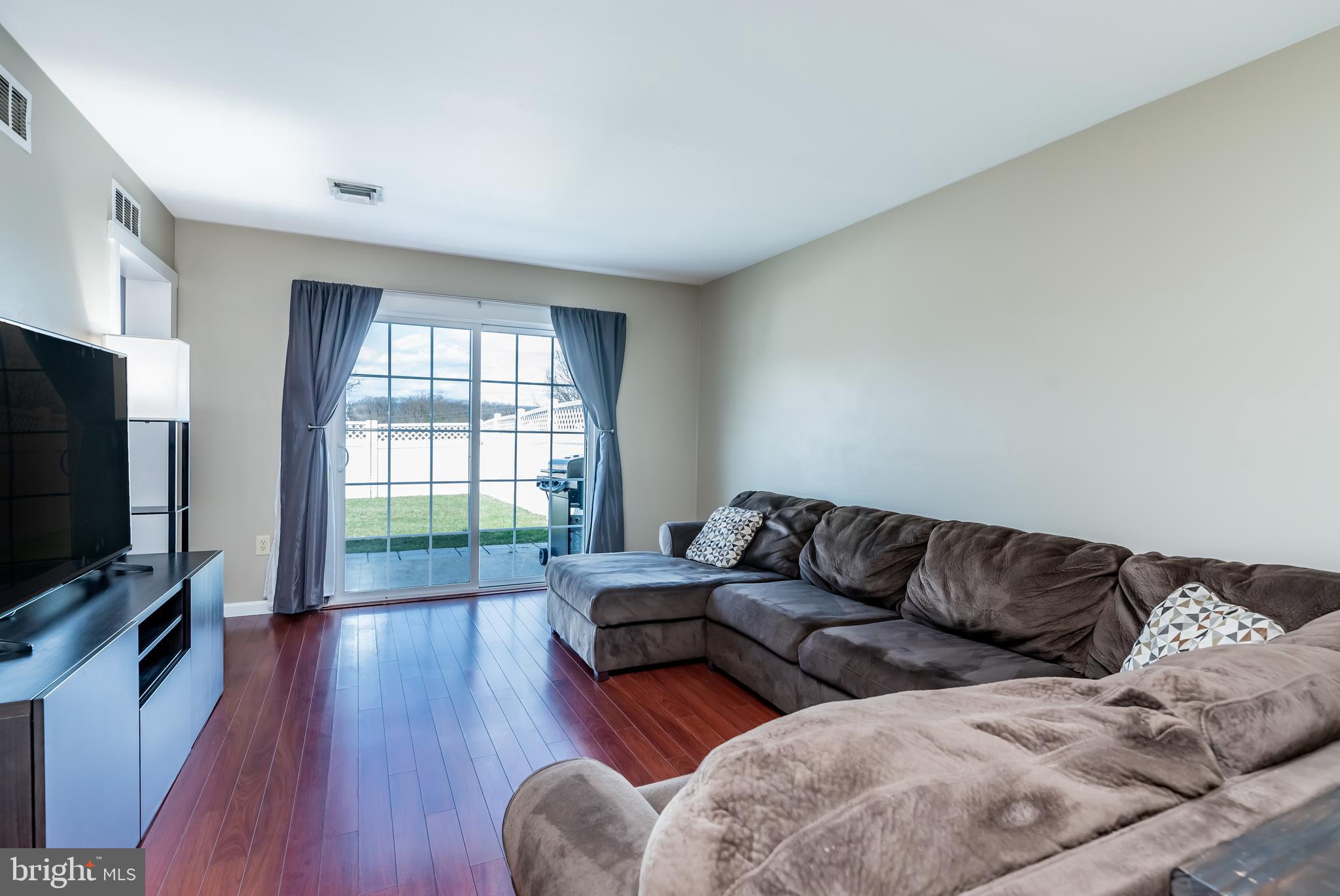 TOWNES AT SPRINGFORD - Residential