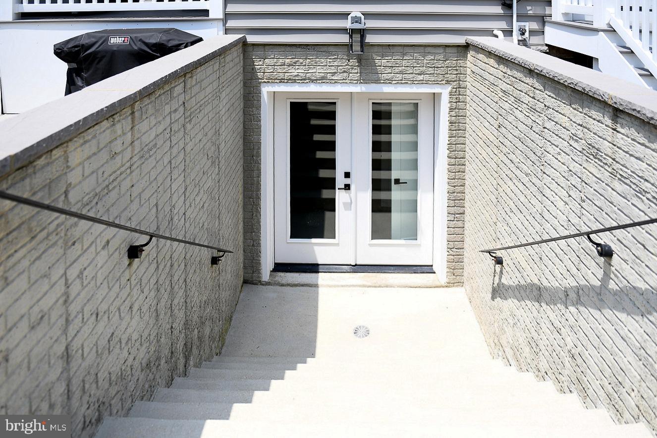 BIG CHESTNUT - Residential