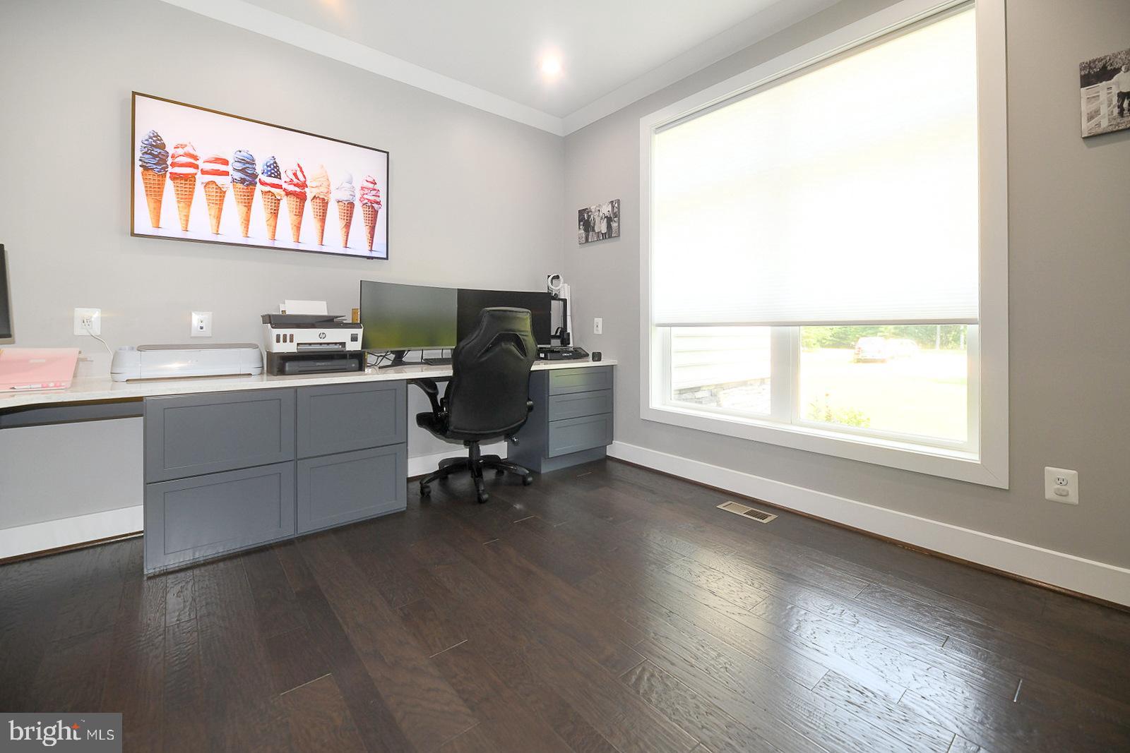 BIG CHESTNUT - Residential