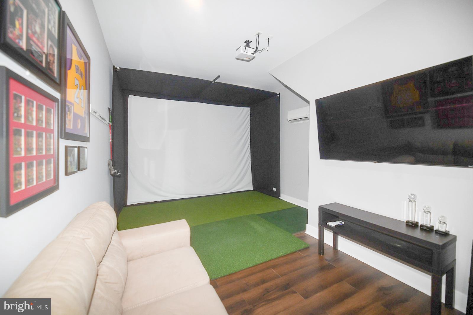 BIG CHESTNUT - Residential