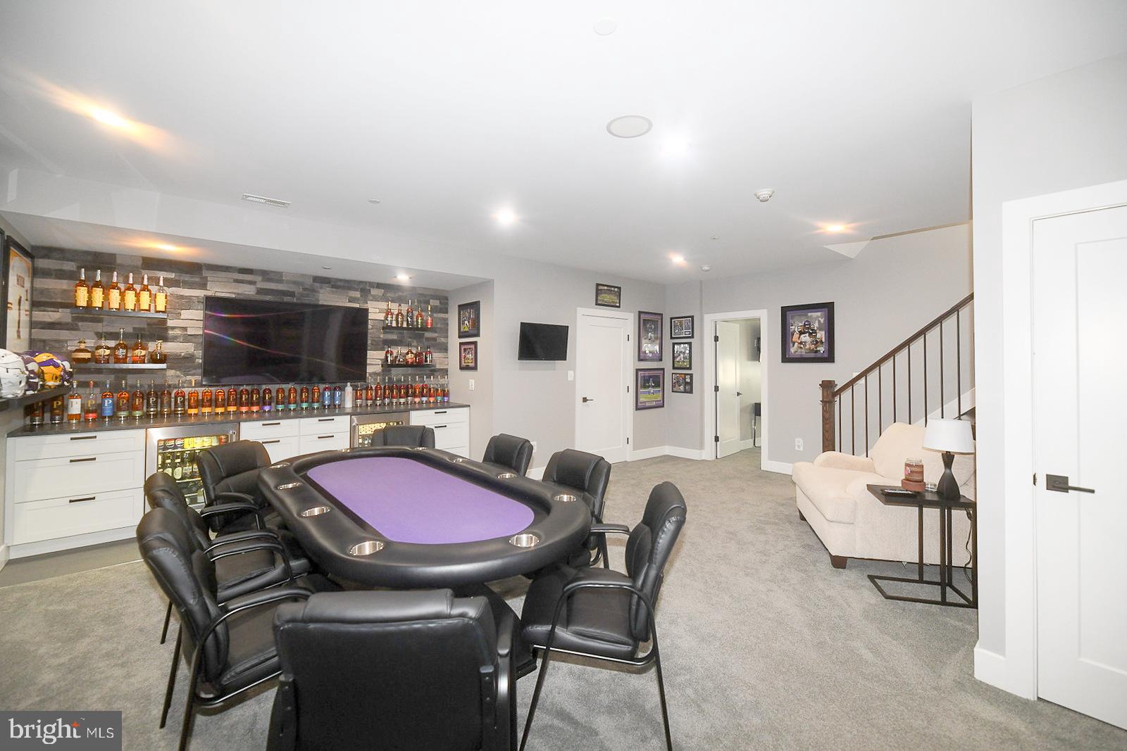 BIG CHESTNUT - Residential