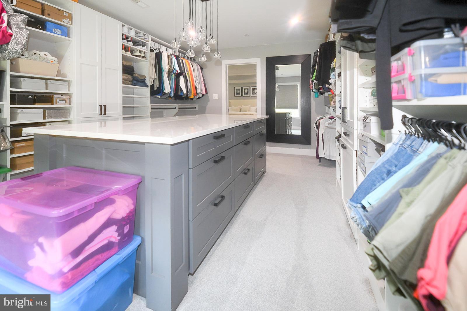 BIG CHESTNUT - Residential