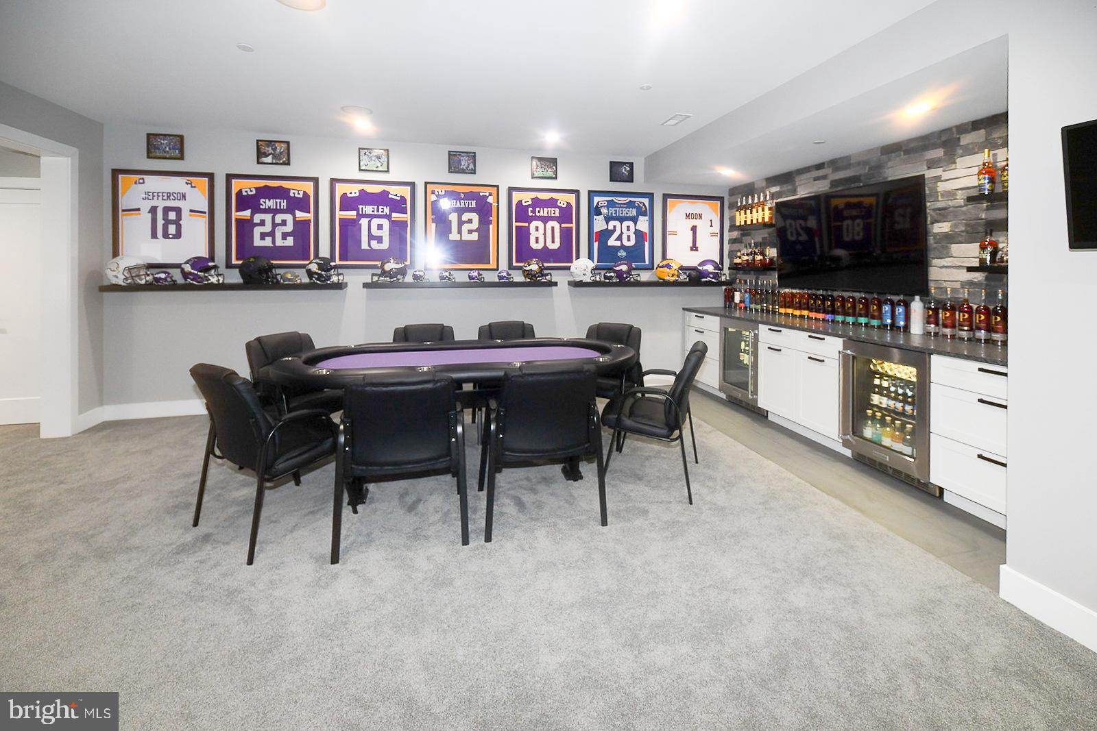 BIG CHESTNUT - Residential