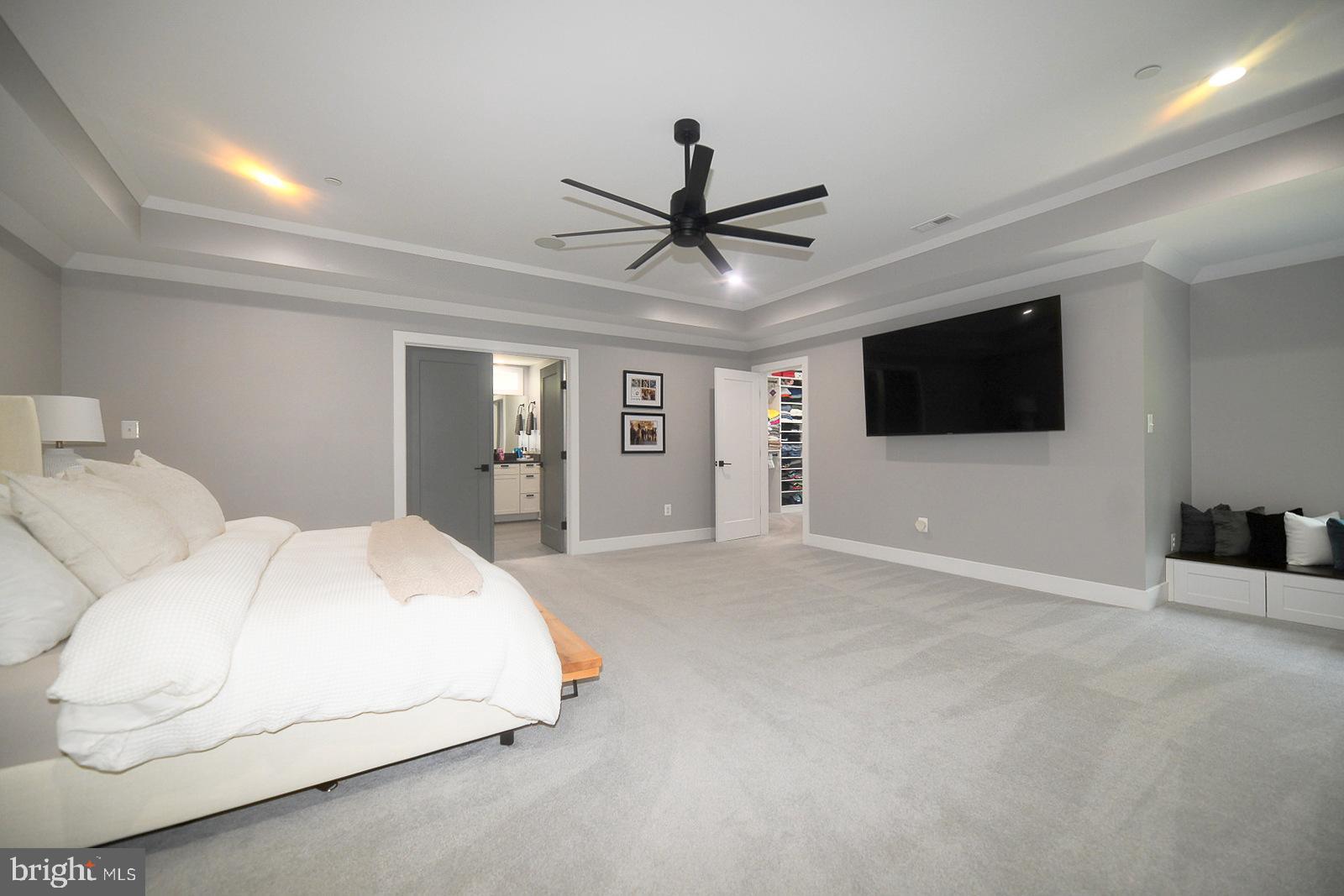 BIG CHESTNUT - Residential