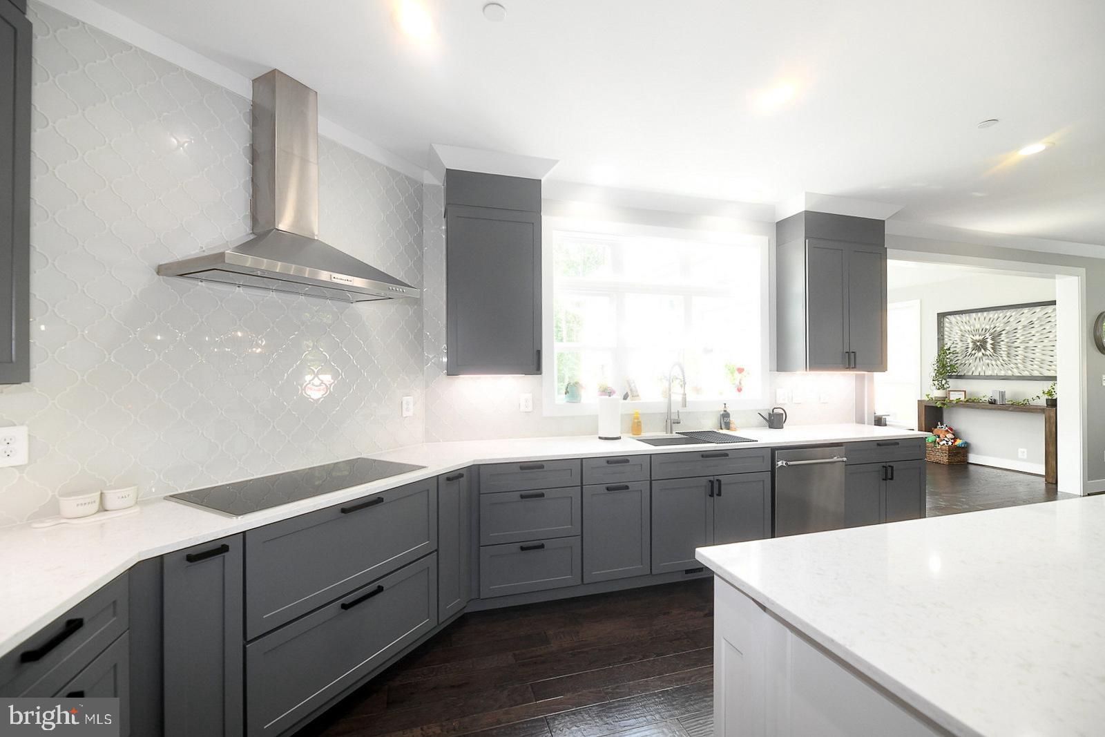 BIG CHESTNUT - Residential