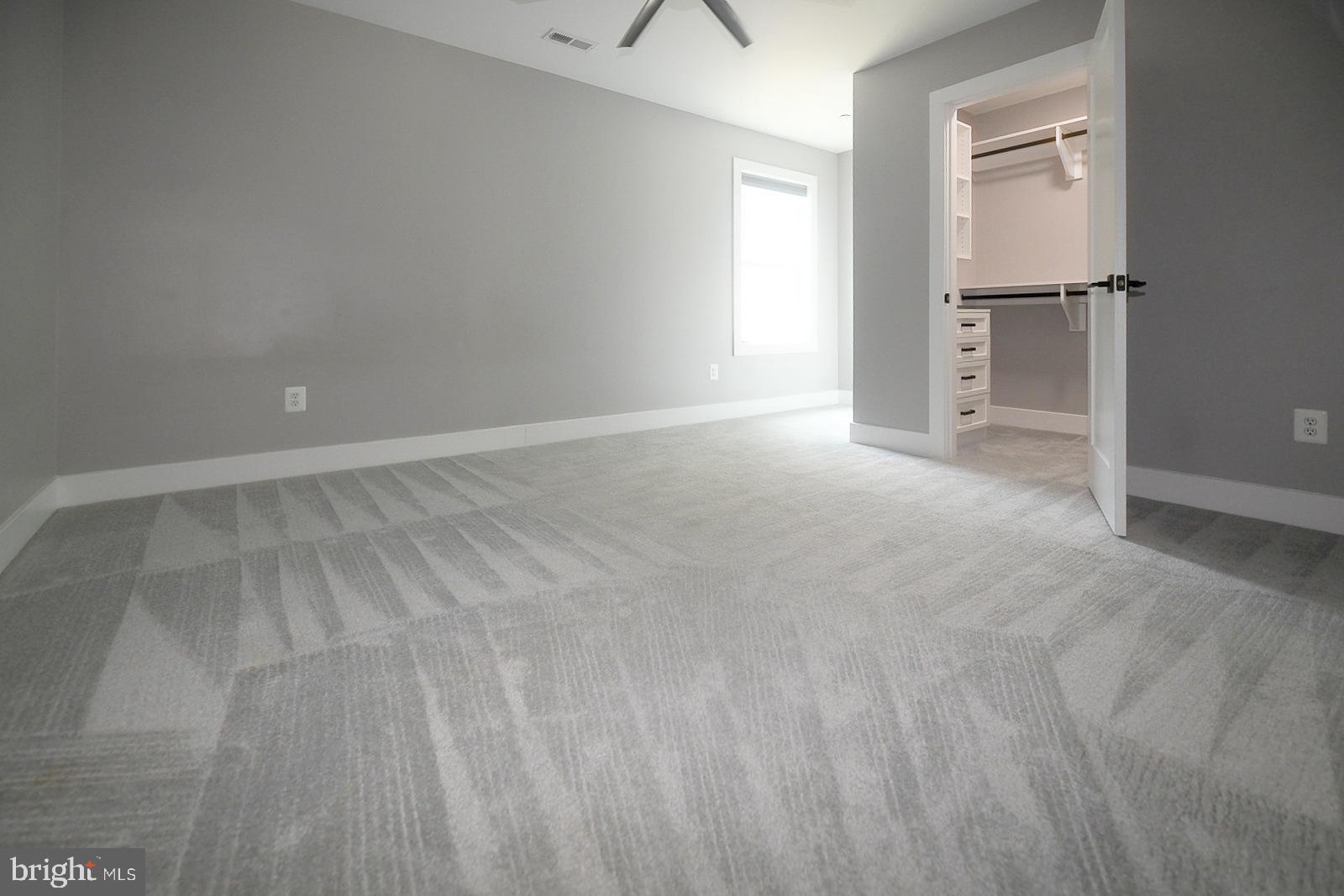 BIG CHESTNUT - Residential