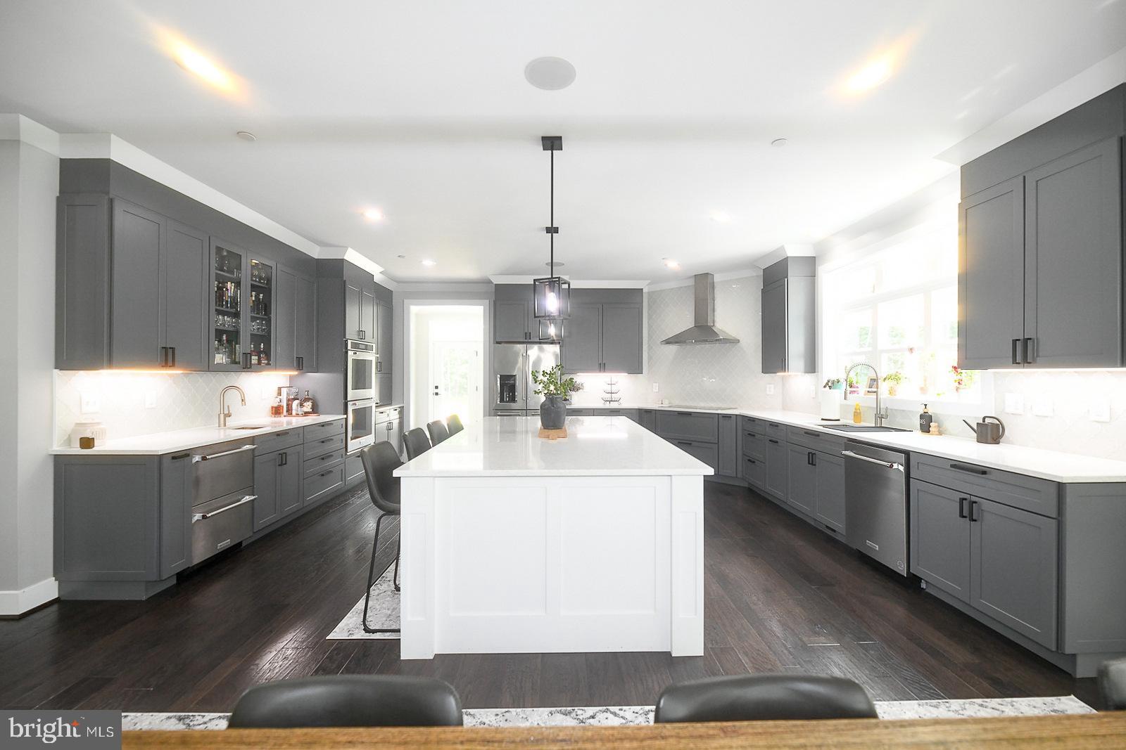 BIG CHESTNUT - Residential