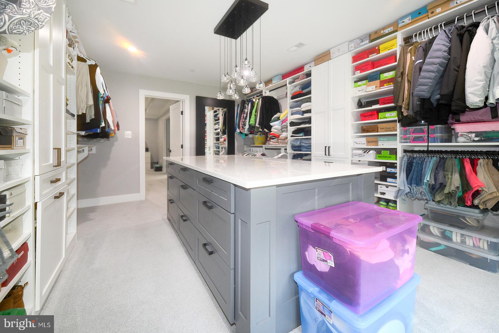 BIG CHESTNUT - Residential