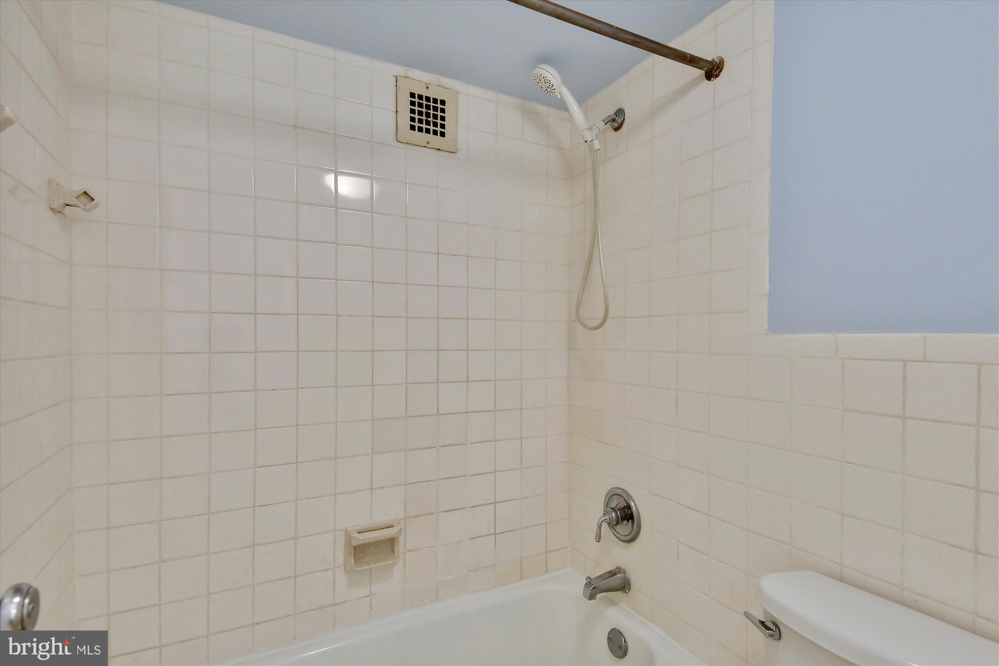 PARK PLACE - Residential Lease