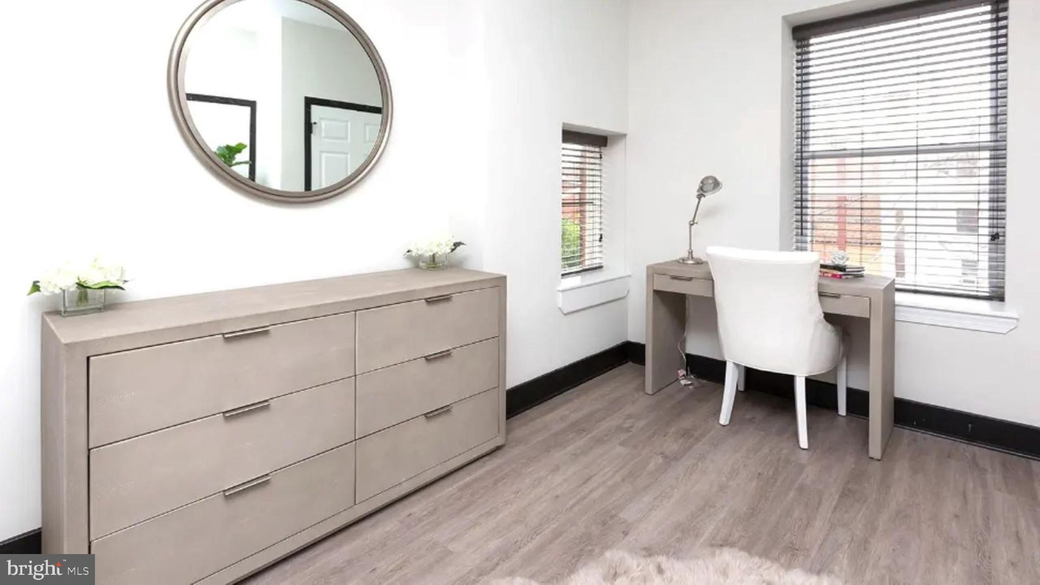 MOUNT VERNON PLACE HISTORIC DISTRICT - Residential Lease