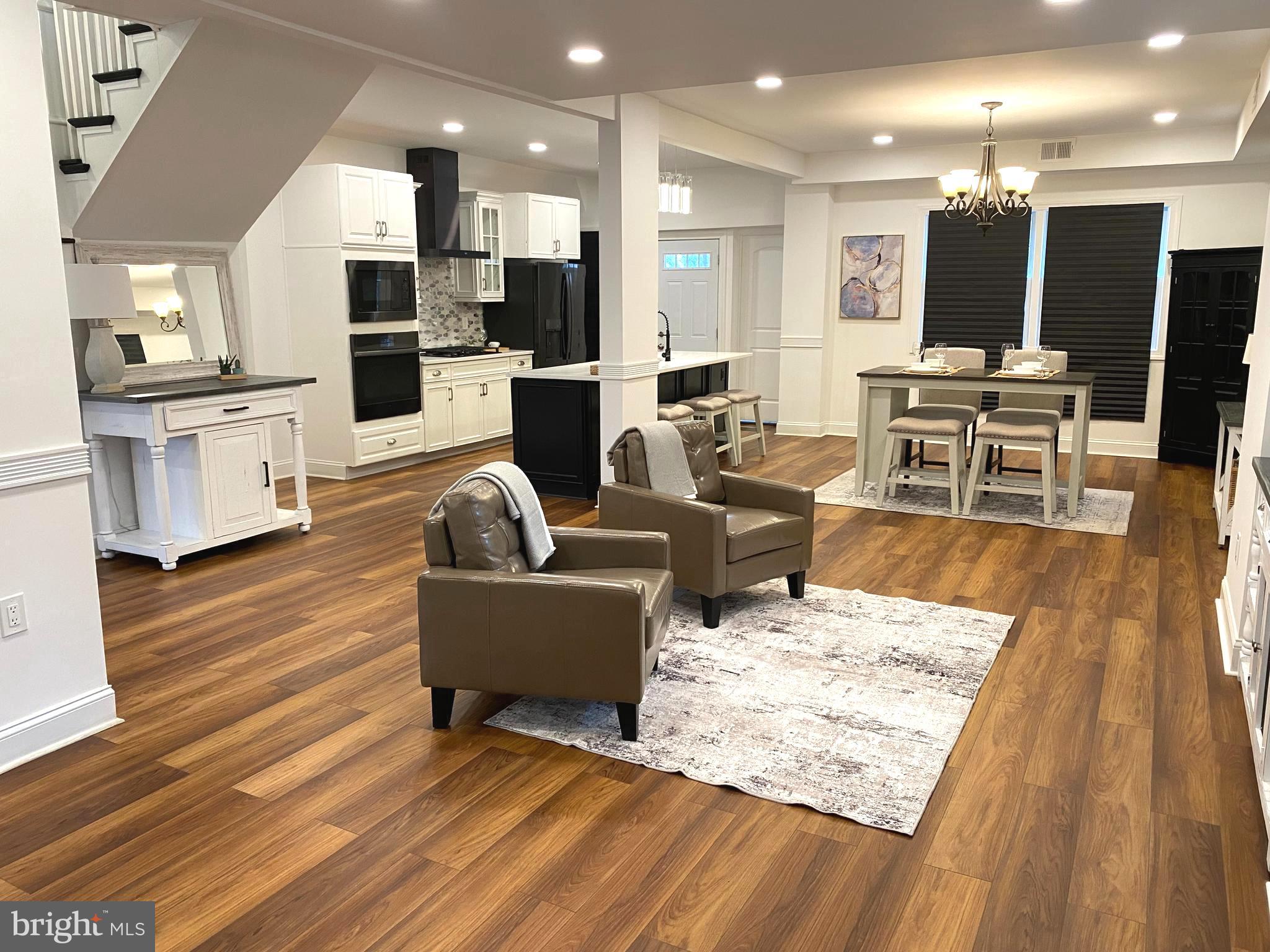 GUILFORD HISTORIC DISTRICT - Residential