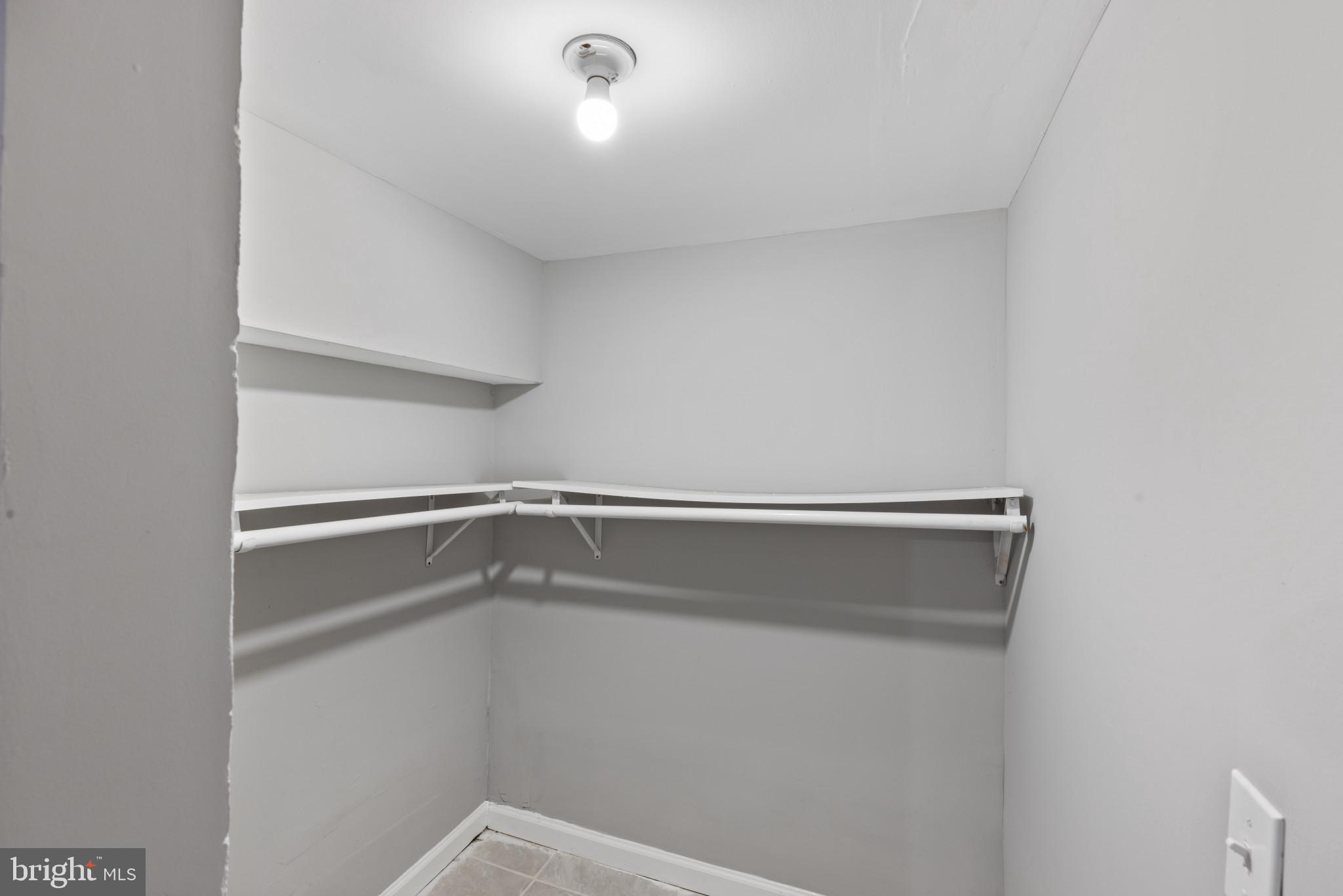 BROOKLYN - Residential