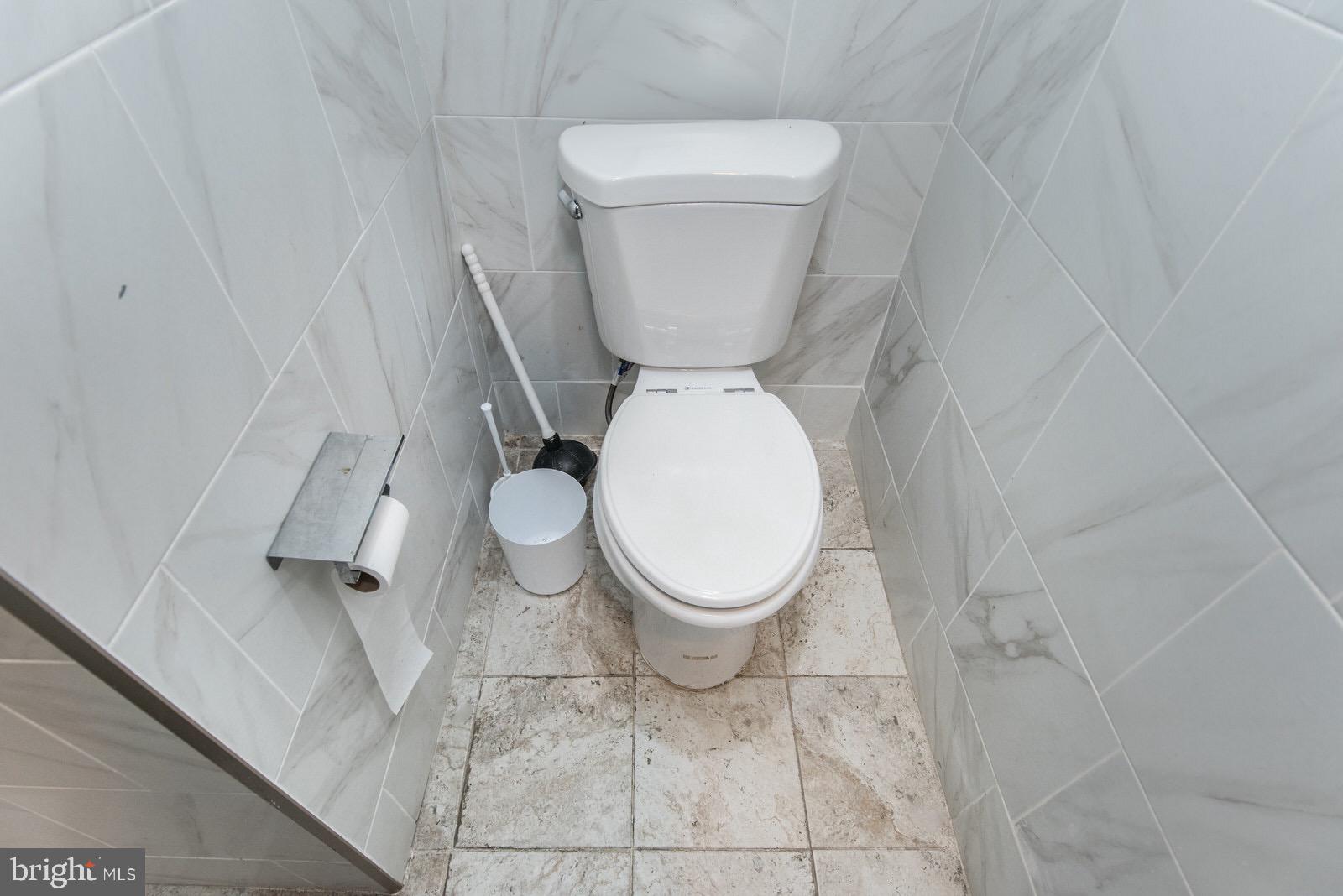 FOX CHASE - Residential