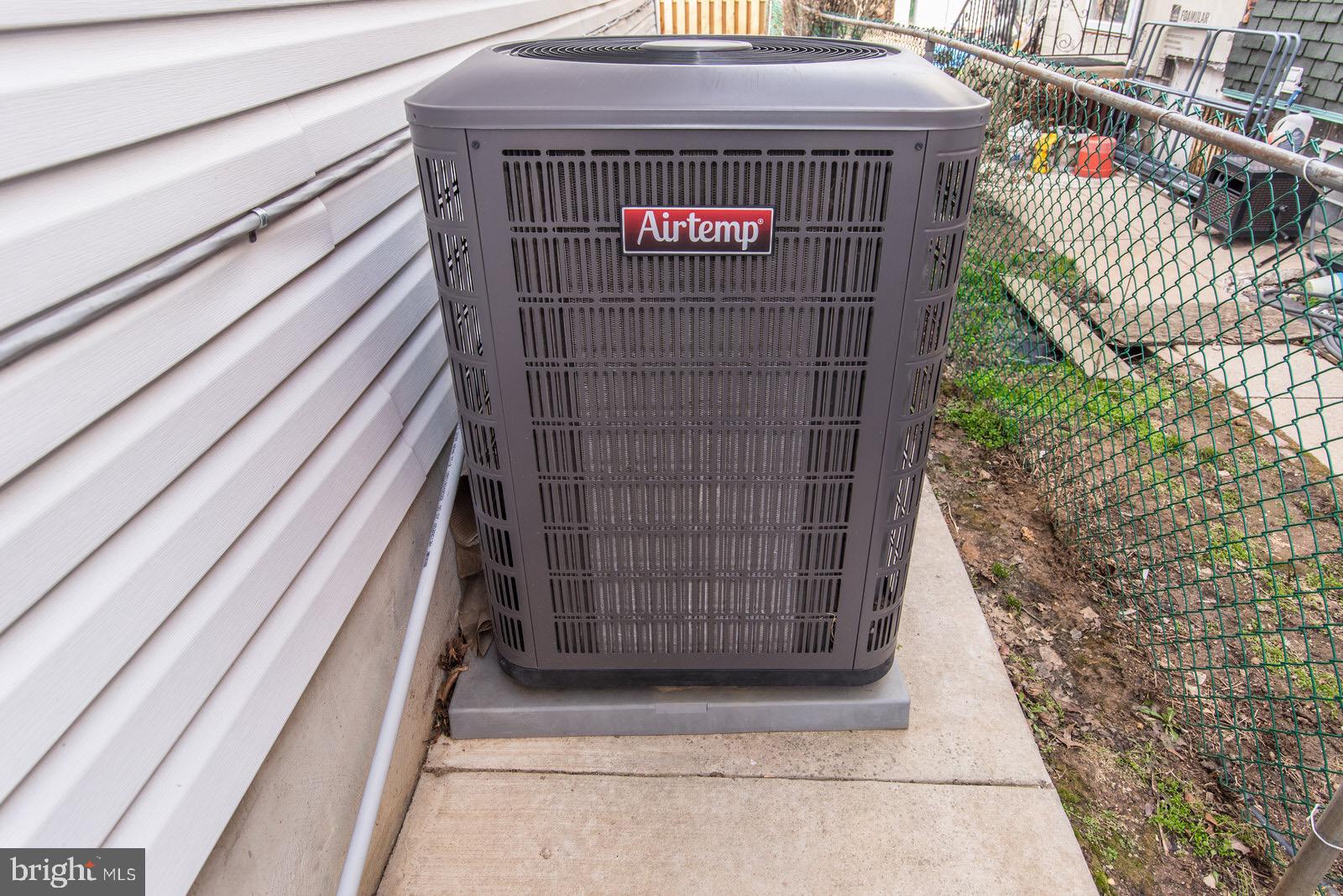 FOX CHASE - Residential