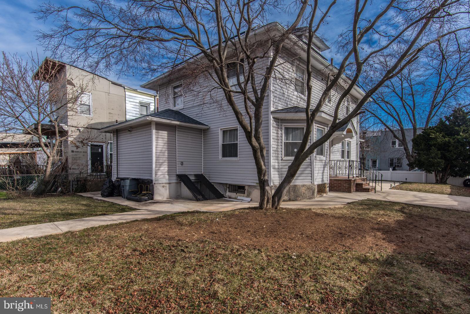 FOX CHASE - Residential