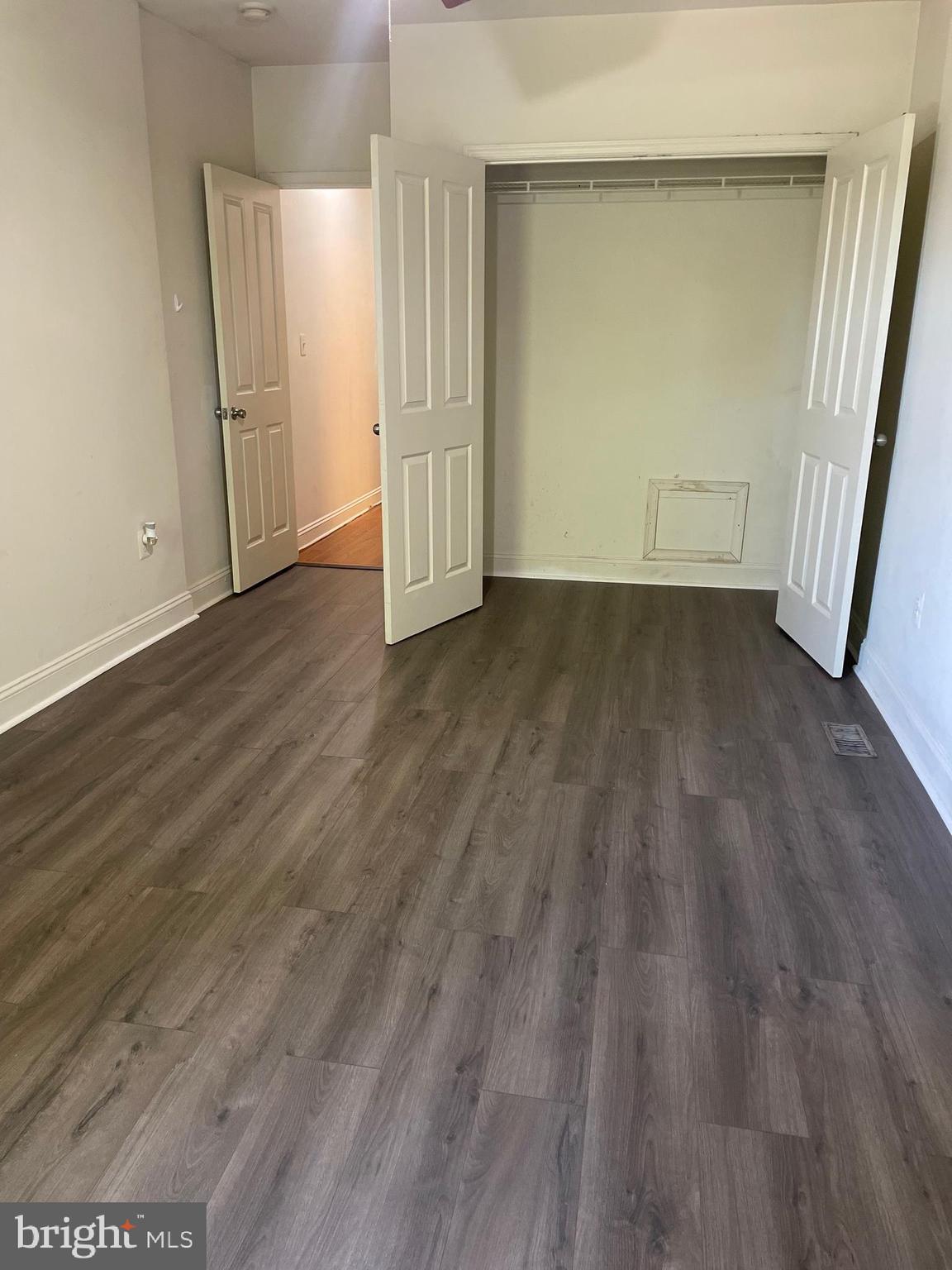 WASHINGTON VILLAGE - Residential