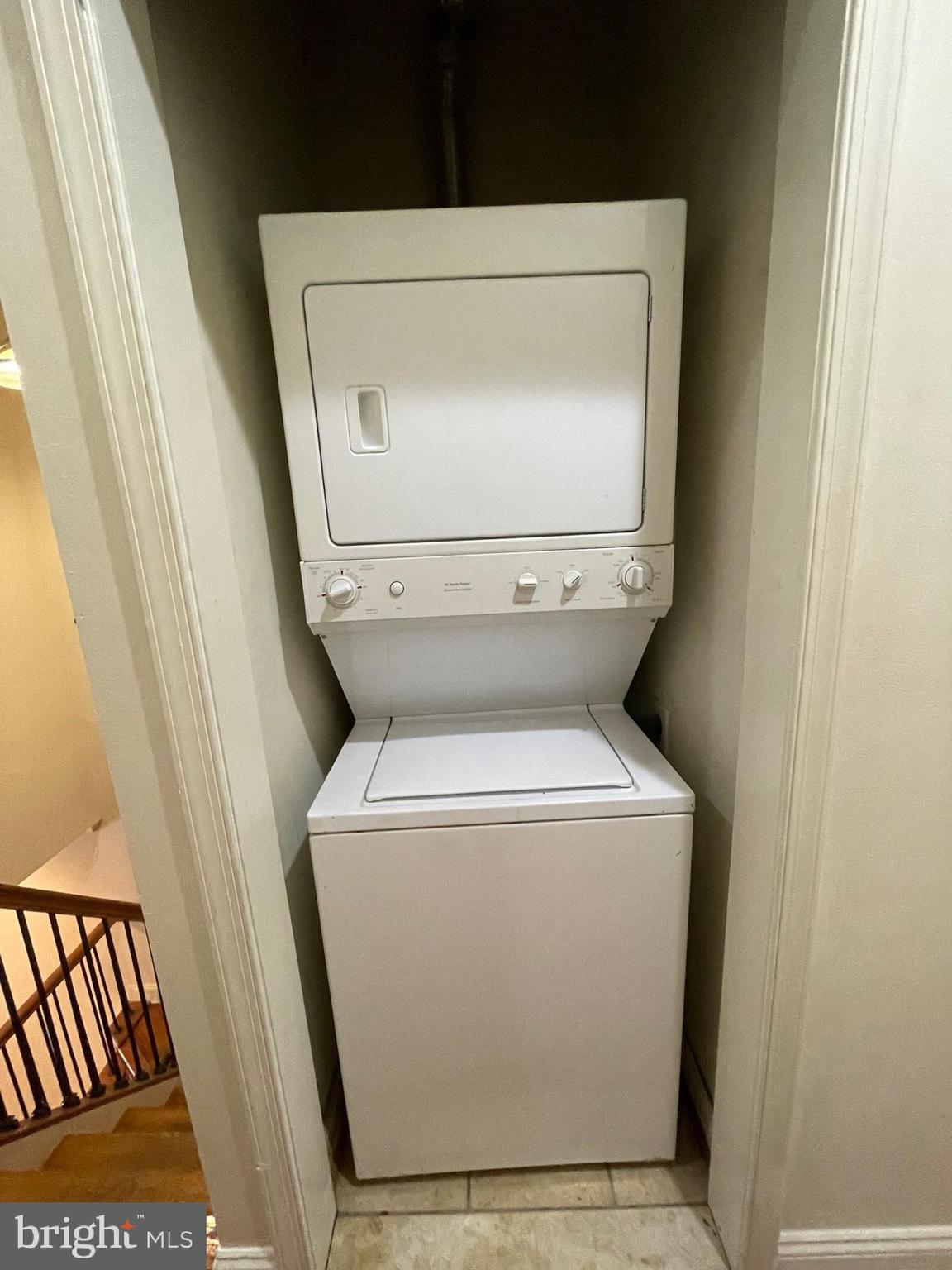 WASHINGTON VILLAGE - Residential