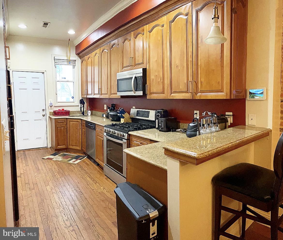 WASHINGTON VILLAGE - Residential