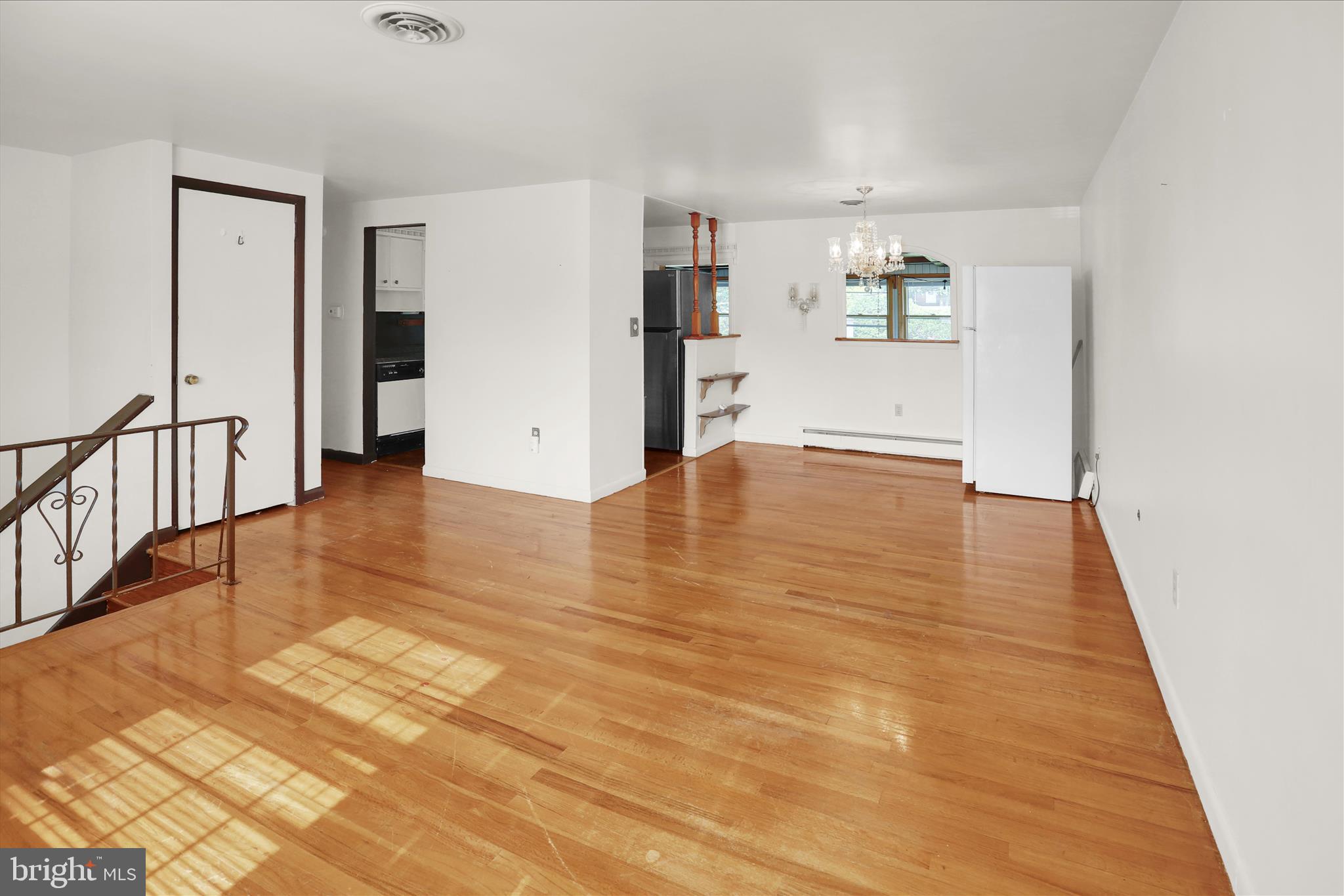 131 GARDEN CITY DRIVE