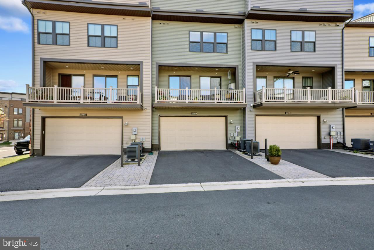 WESTMOORE AT MOOREFIELD - Residential