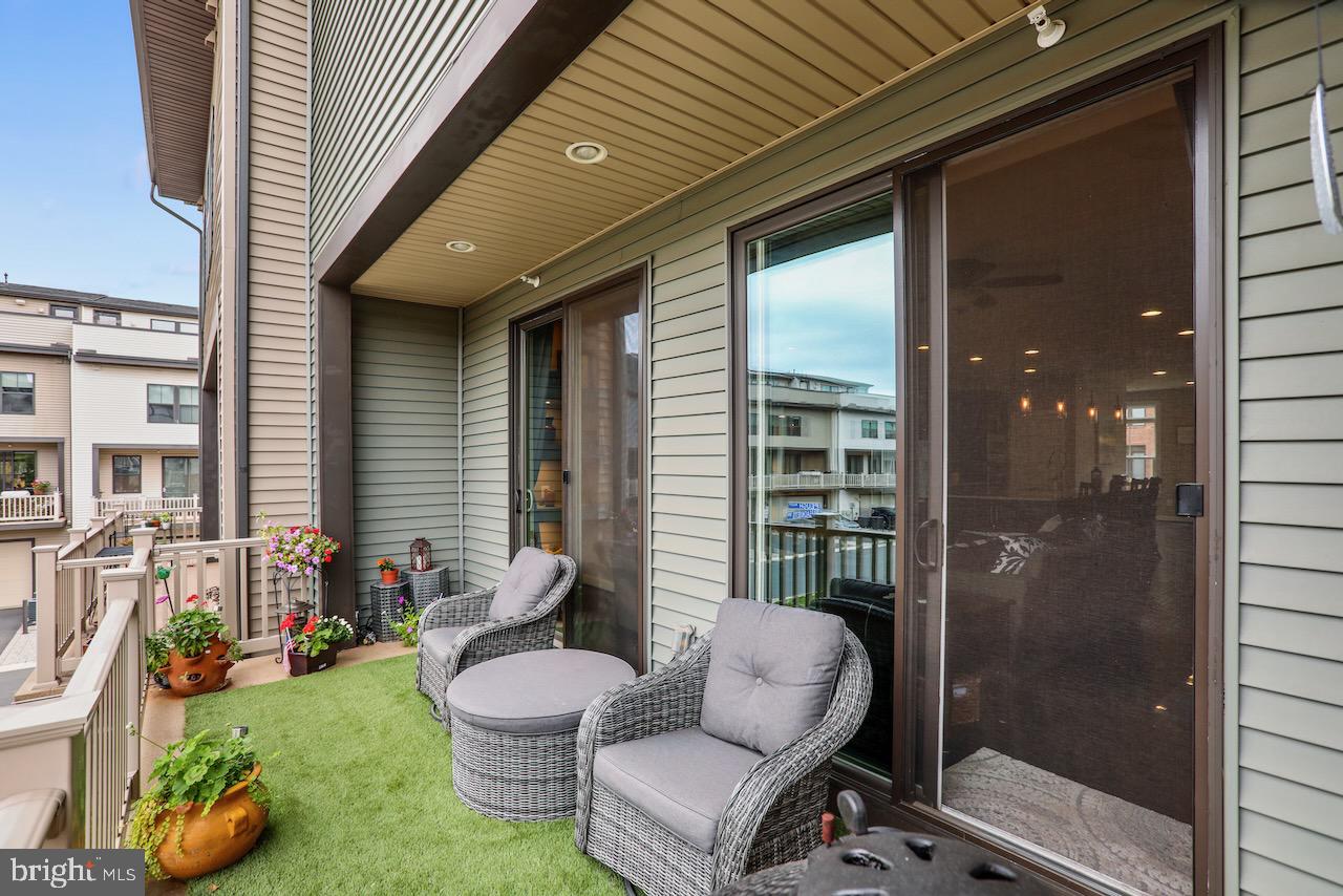 WESTMOORE AT MOOREFIELD - Residential