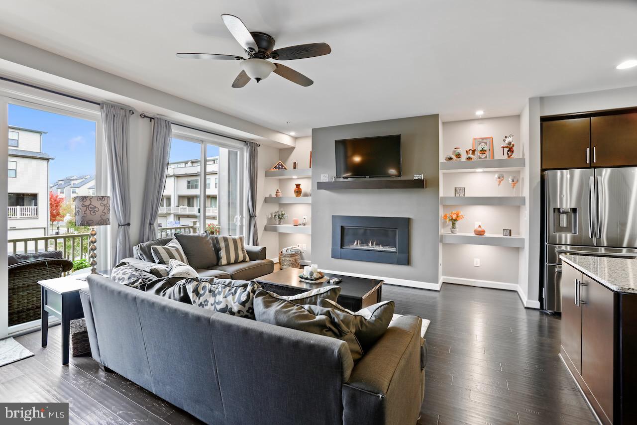 WESTMOORE AT MOOREFIELD - Residential