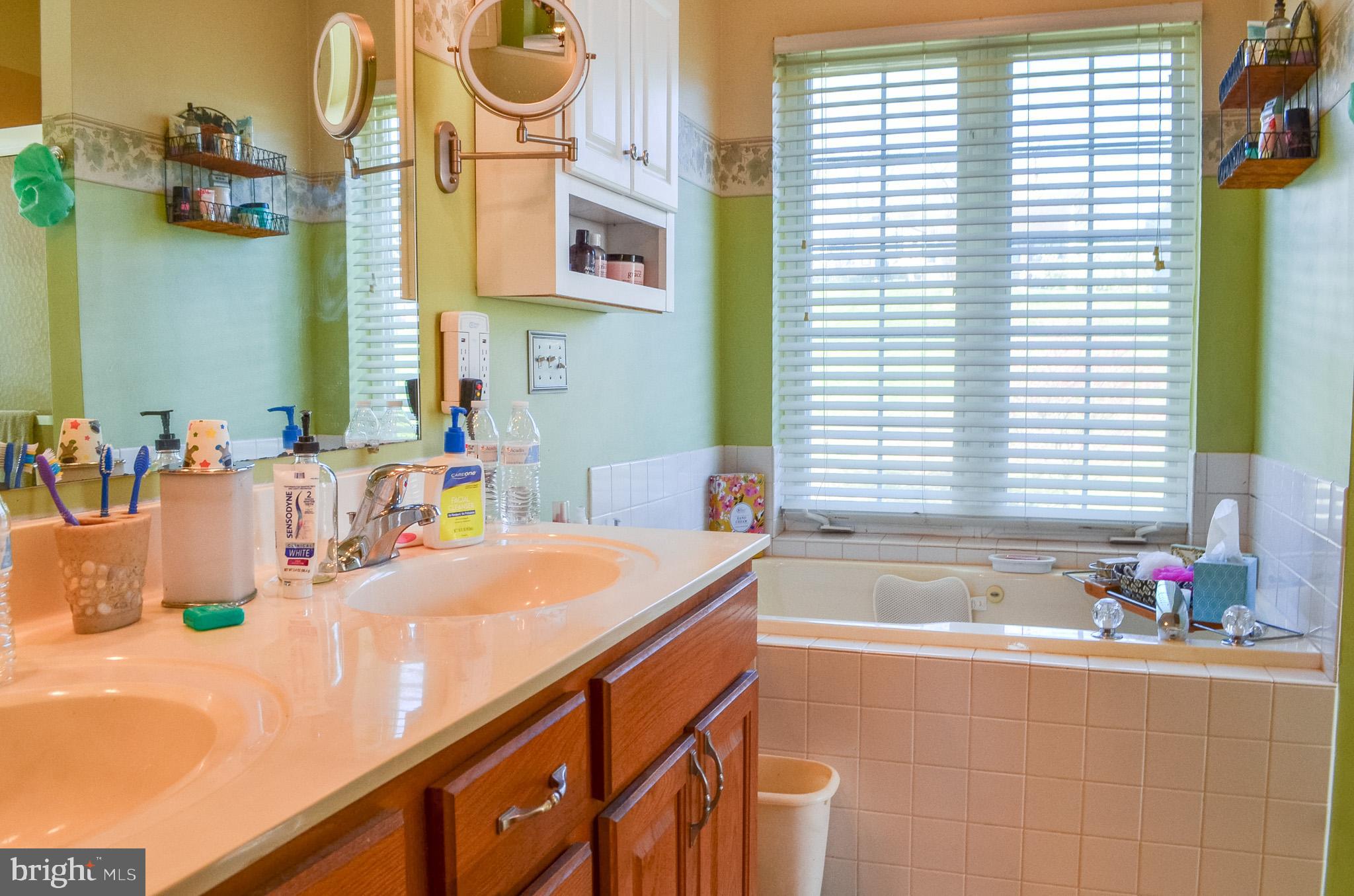 SAGE HILL - Residential