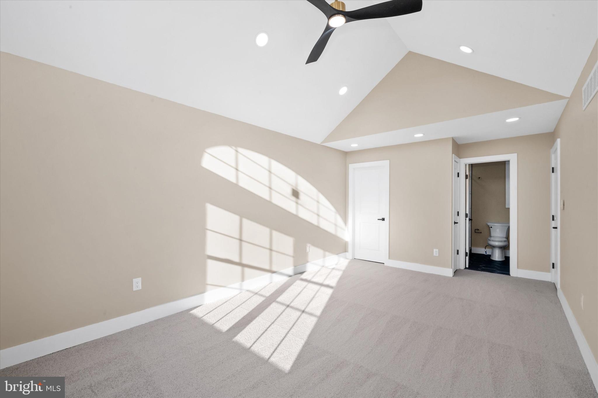 ROSE WOOD - Residential