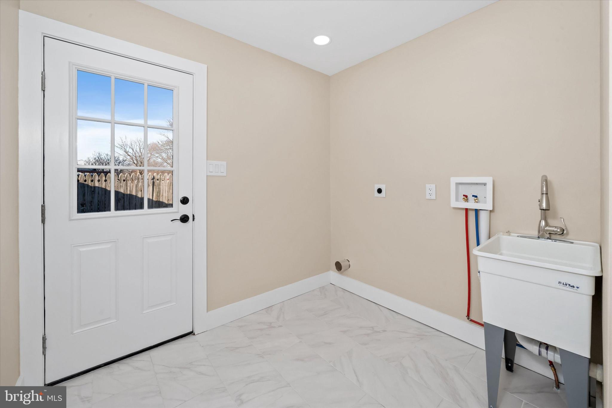 ROSE WOOD - Residential