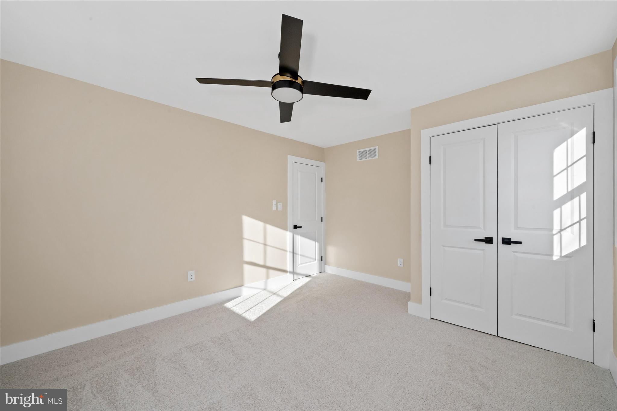 ROSE WOOD - Residential