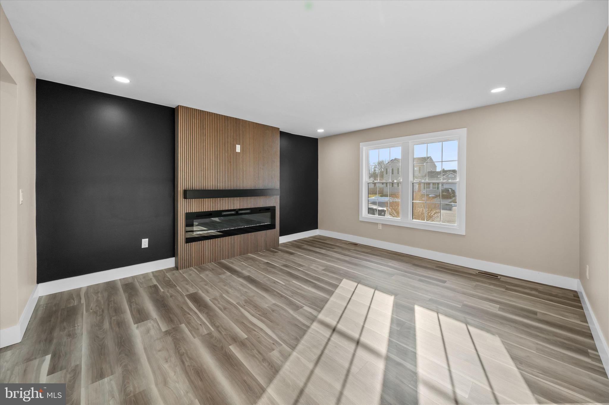 ROSE WOOD - Residential