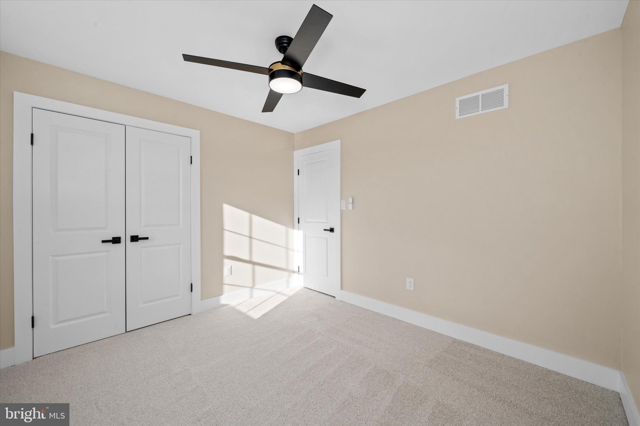 ROSE WOOD - Residential