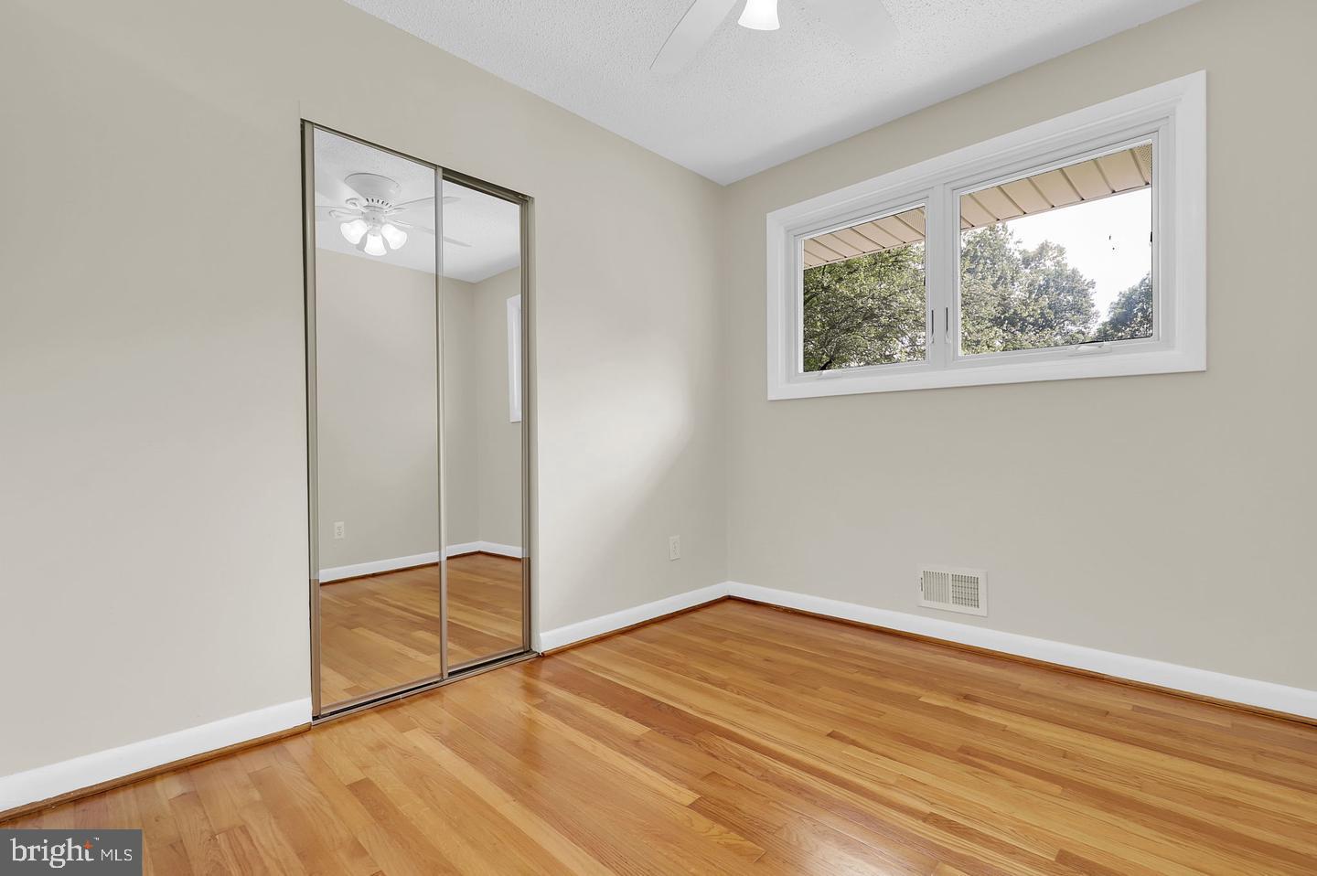 CARROLL KNOLLS - Residential Lease