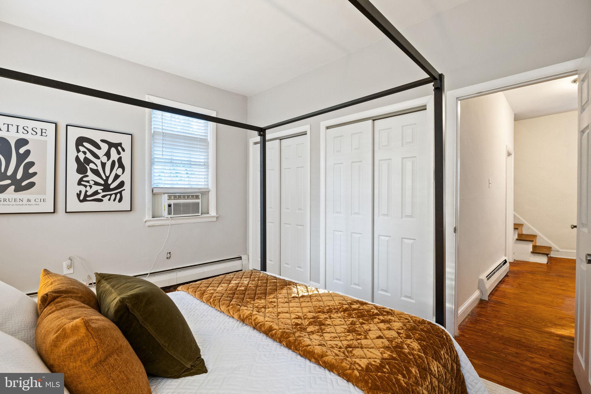 WASHINGTON SQ WEST - Residential