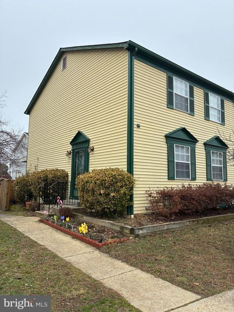 2923 NORTH GROVE UPPER MARLBORO MD 20774