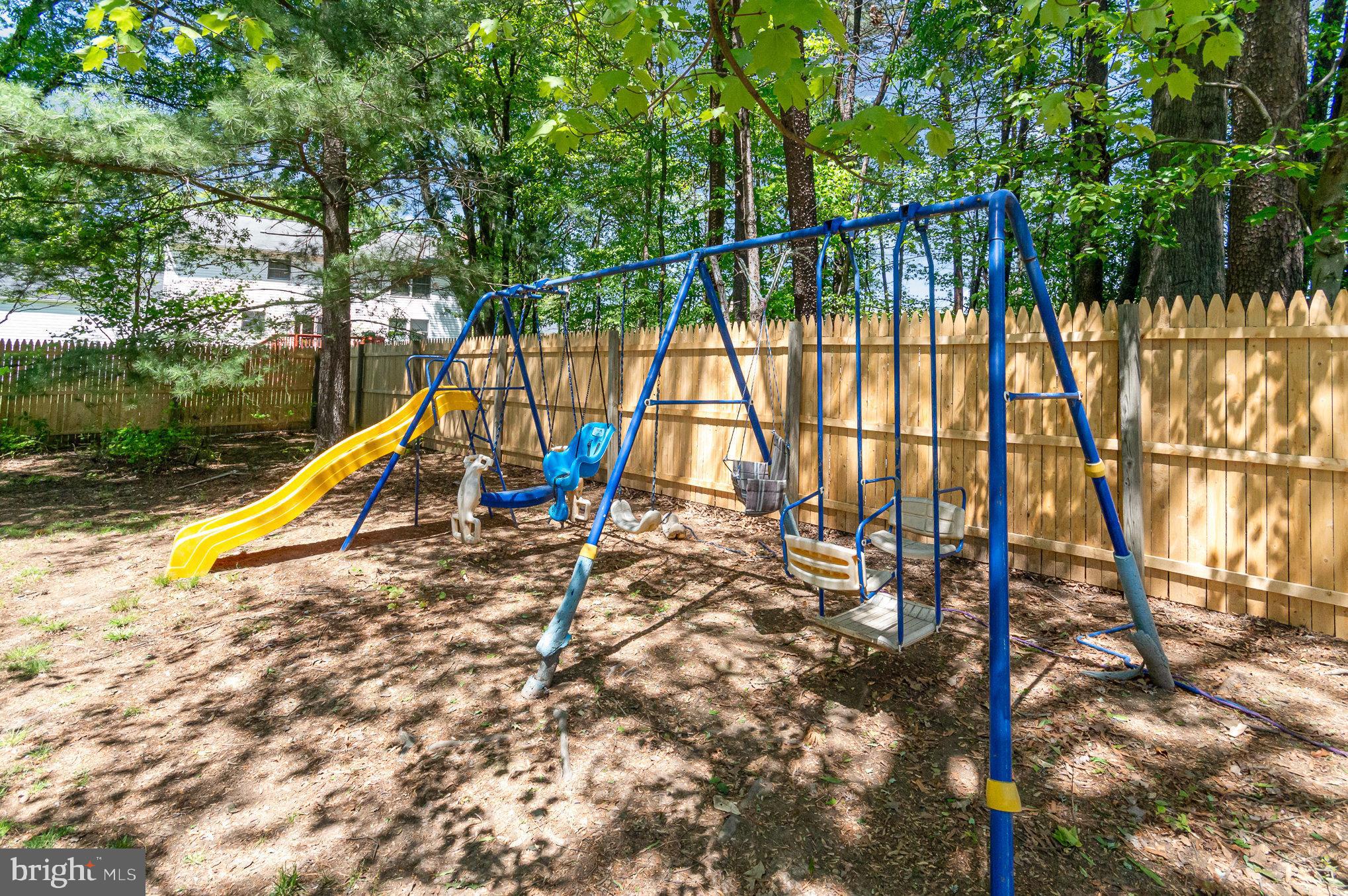 BONNIEMILL ACRES - Residential