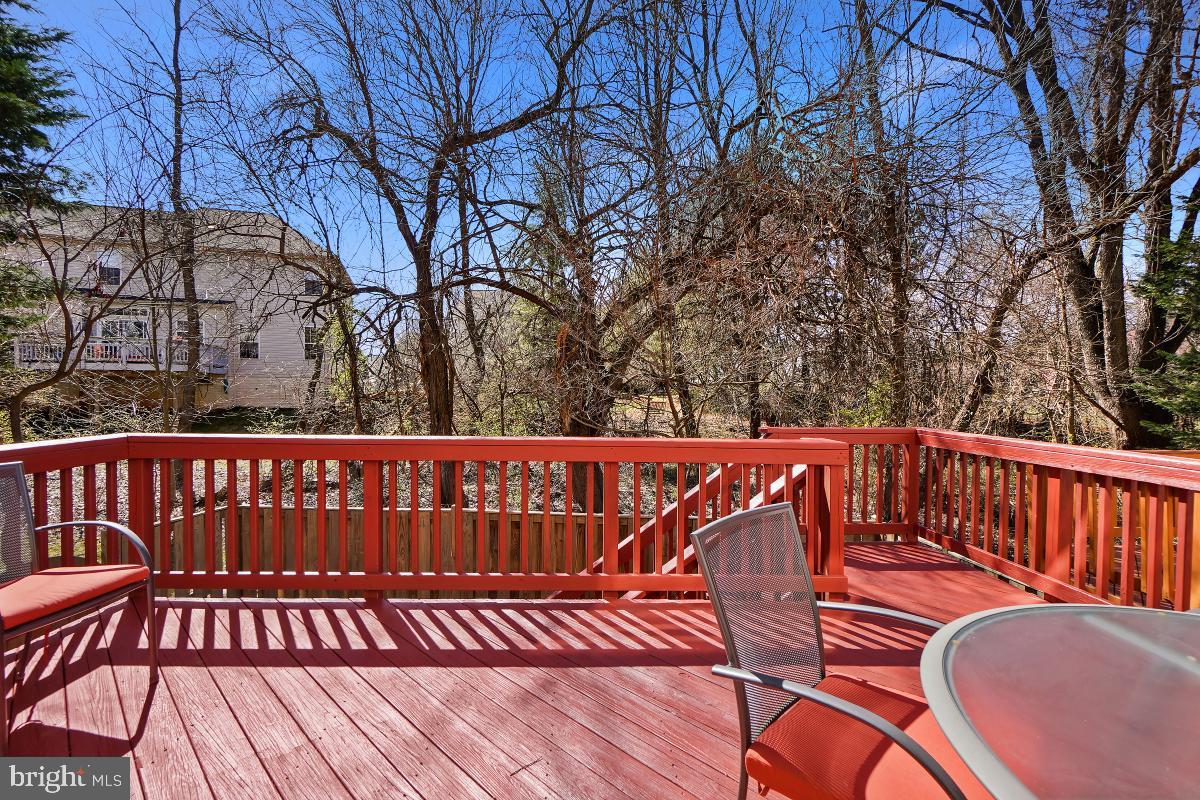 KINGSVIEW VILLAGE - Residential Lease