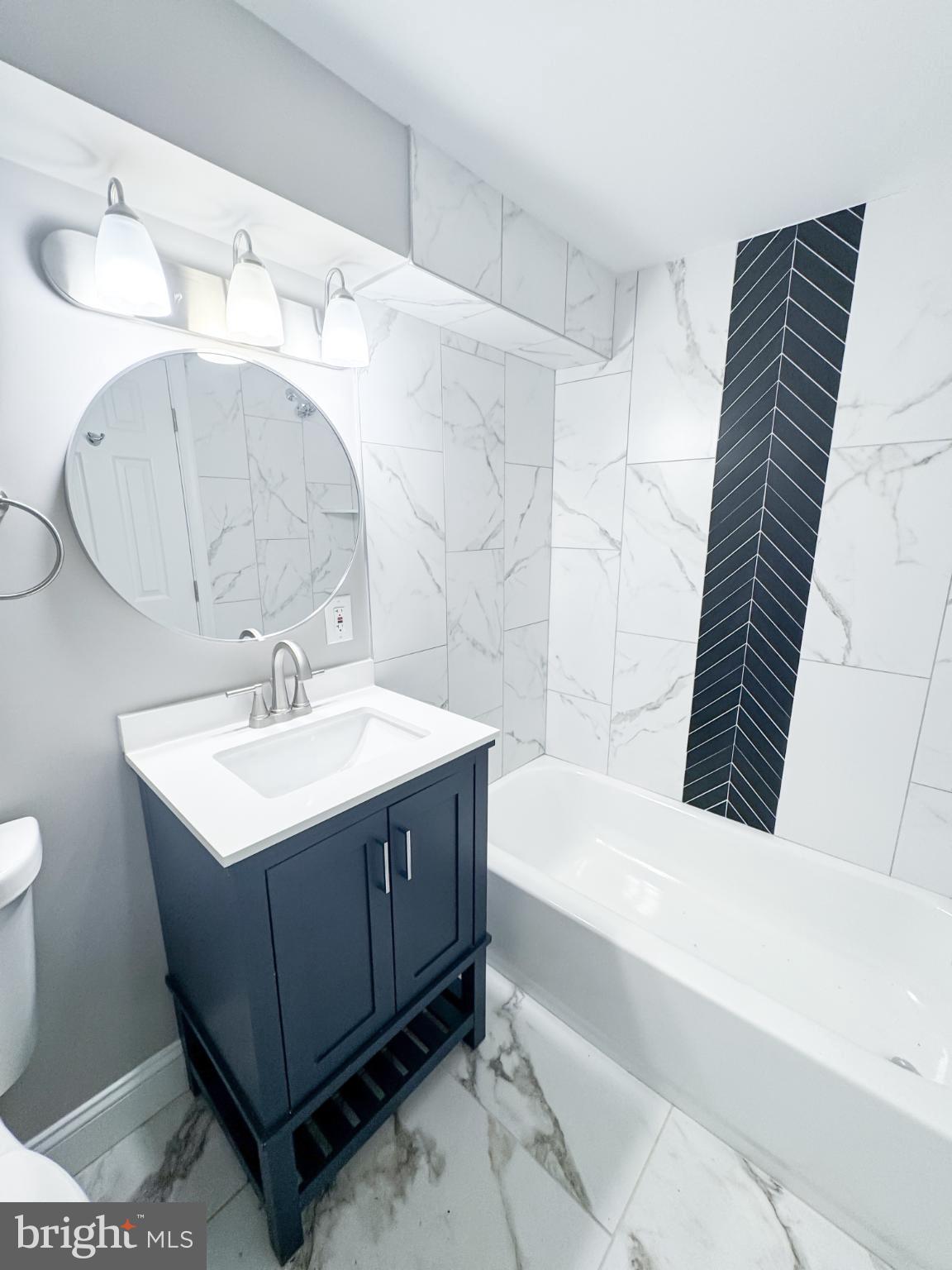 MT RAINIER- ROGERS 1ST A - Residential