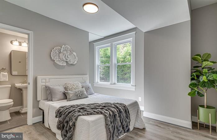 MT RAINIER- ROGERS 1ST A - Residential