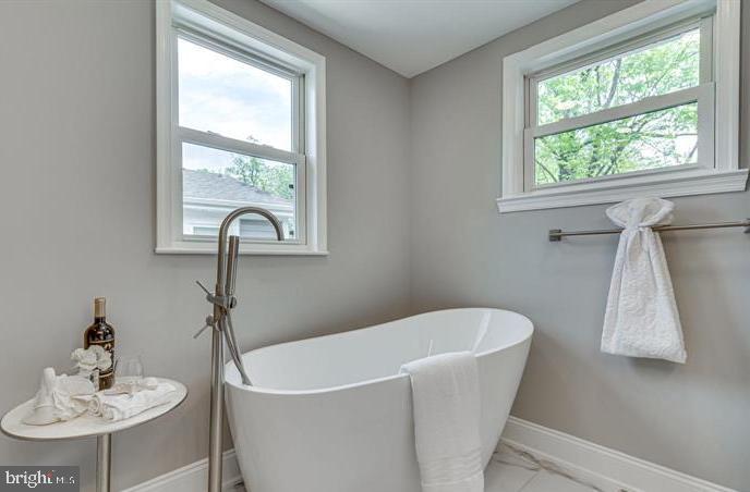 MT RAINIER- ROGERS 1ST A - Residential