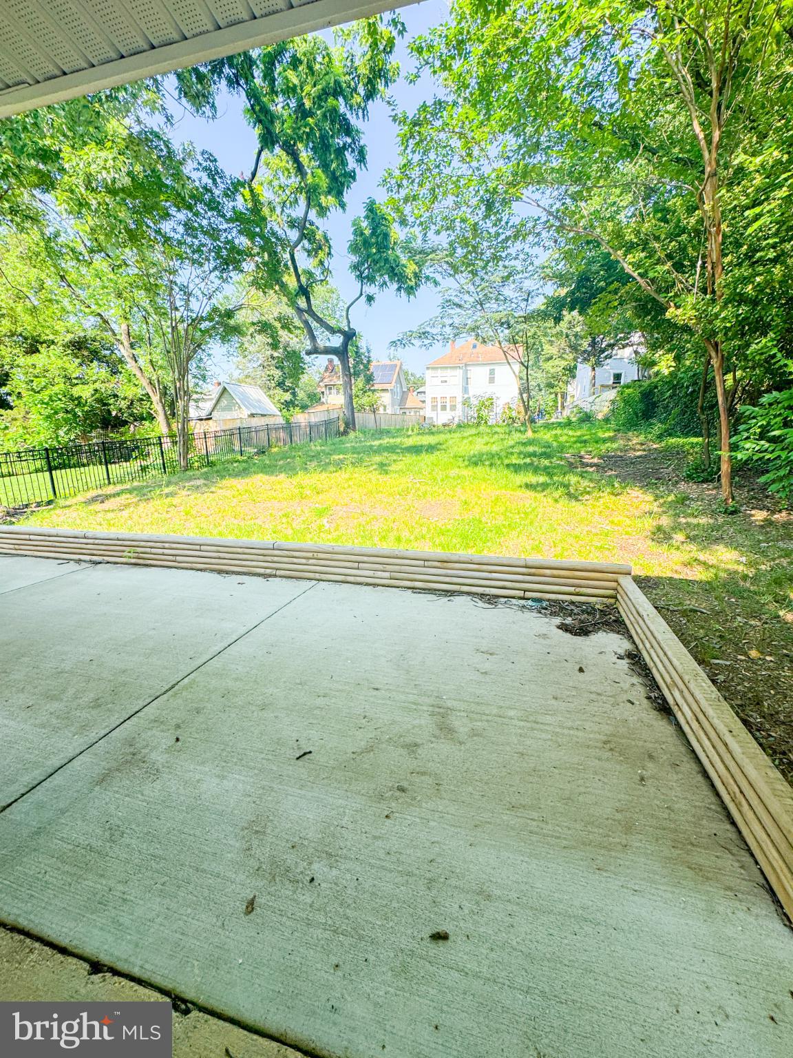 MT RAINIER- ROGERS 1ST A - Residential