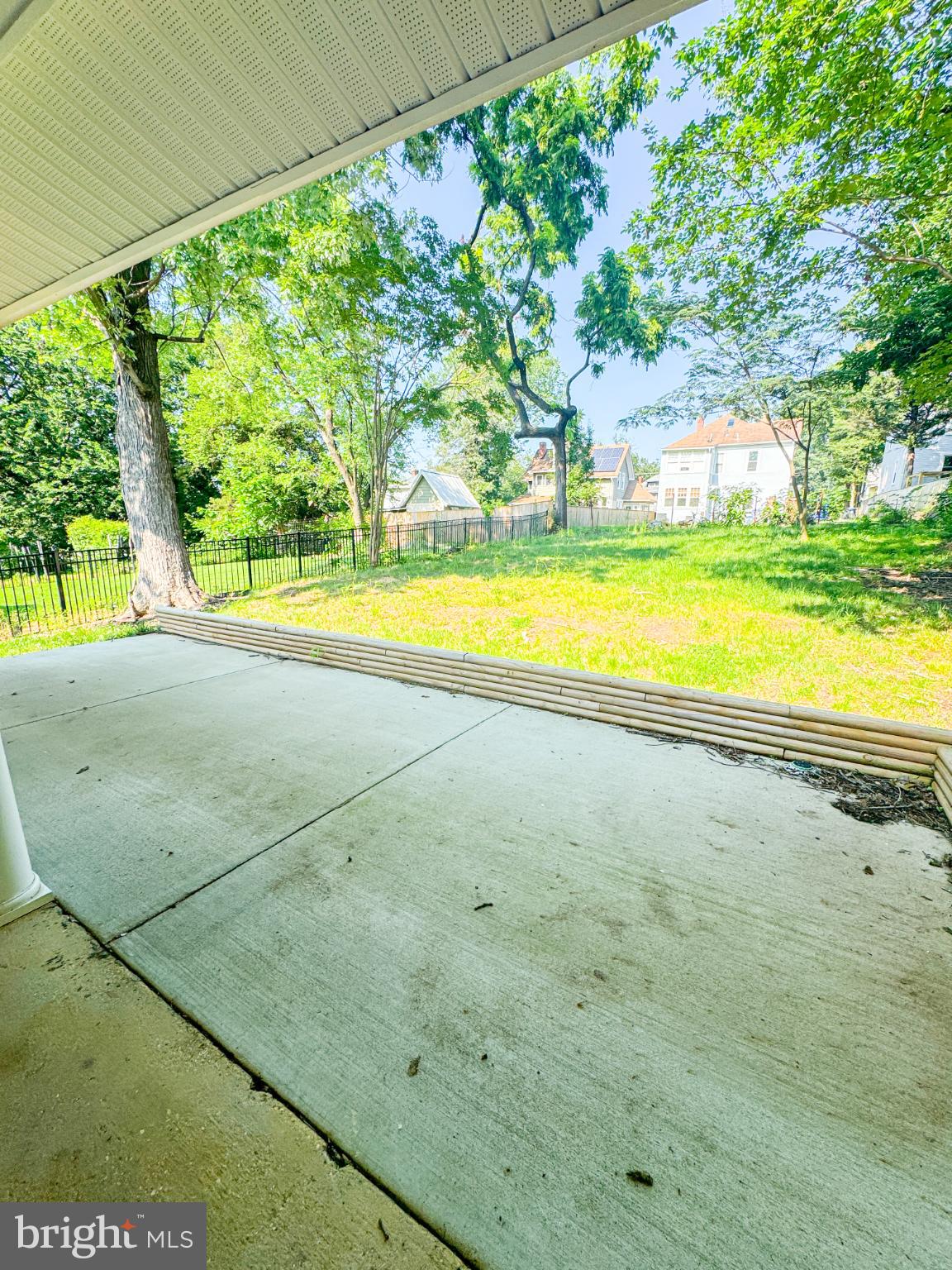 MT RAINIER- ROGERS 1ST A - Residential