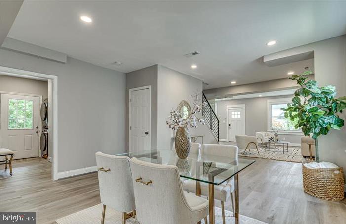 MT RAINIER- ROGERS 1ST A - Residential