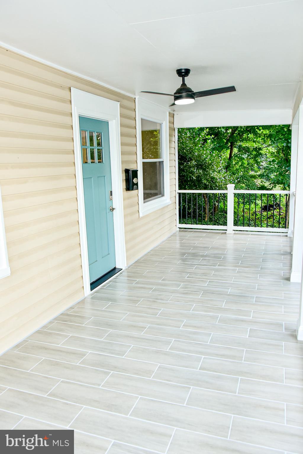 MT RAINIER- ROGERS 1ST A - Residential