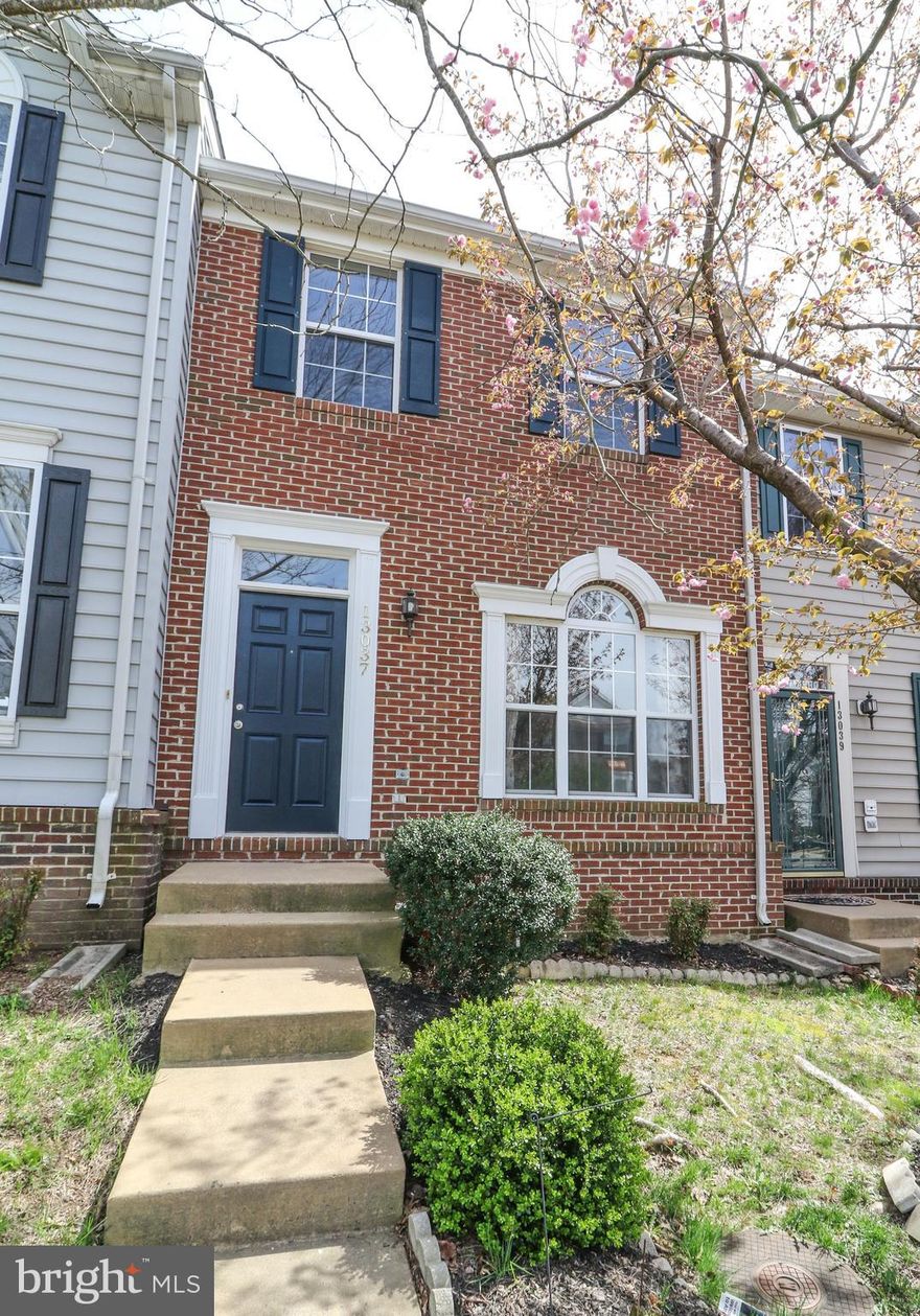 Don't miss out on this brick front townhouse in Dale City! This townhouse has over 1900 square feet with 2 upper level bedrooms, each with private bathrooms! The basement has a family room with fireplace and a bonus room with full bathroom! The large eat-in kitchen provides access to the deck and fenced back yard.  Close to commuter routes, shopping, restaurants and so much more!