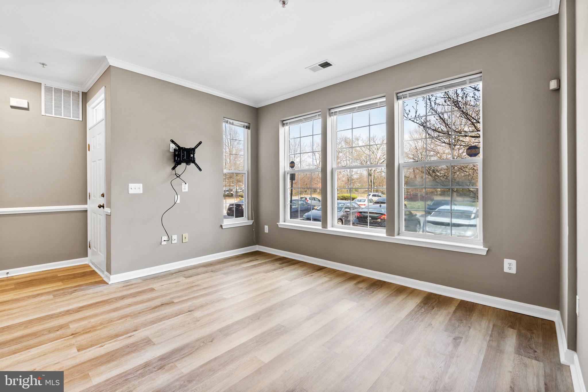 THE AVENUE AT FOREST RUN - Residential